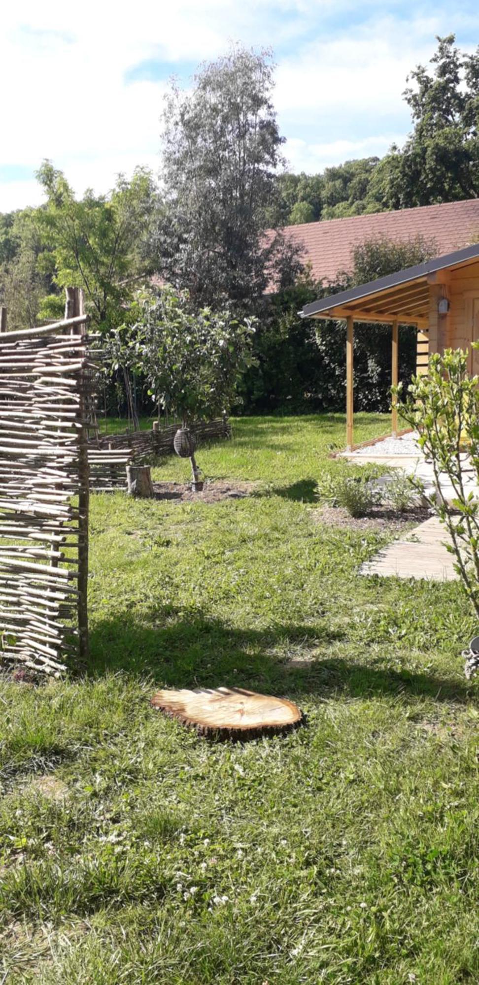 Les Tilleuls Saint-Jean-d'Avelanne ภายนอก รูปภาพ
